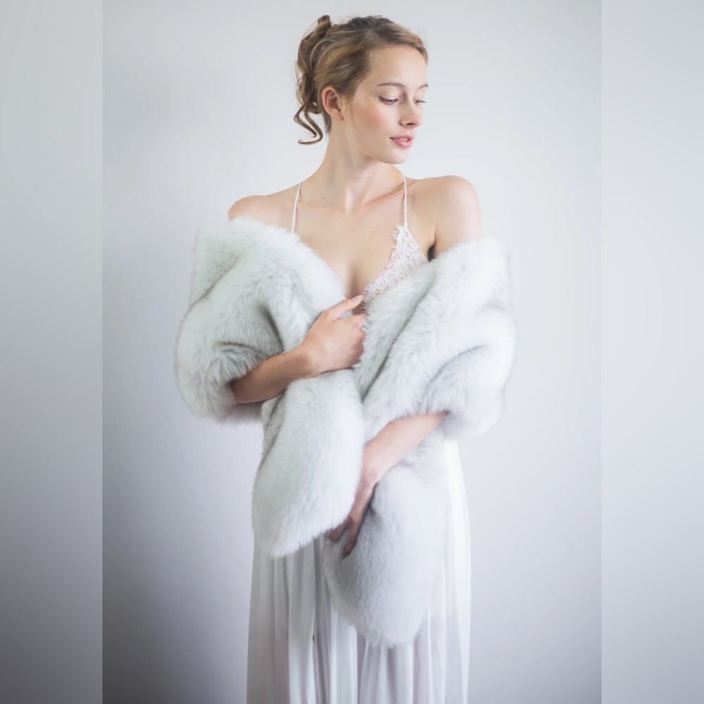 Siccily Designs Handmade Faux Fur Wrap - Large
